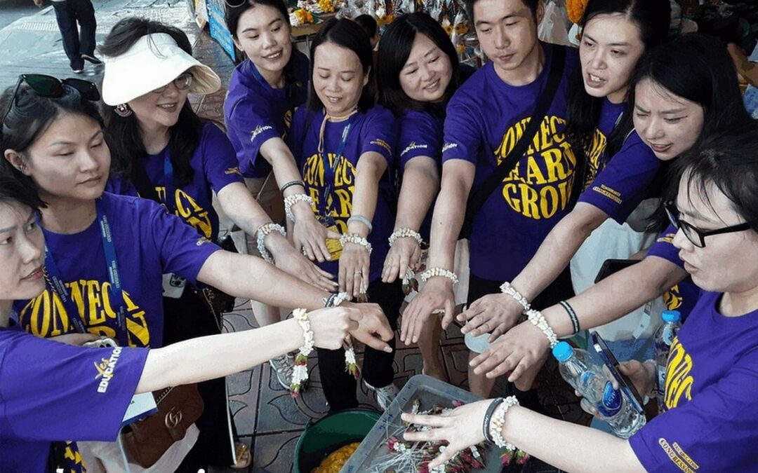 Yes Education –  Explore Thai culture through Treasure Hunts Team Building Bangkok.